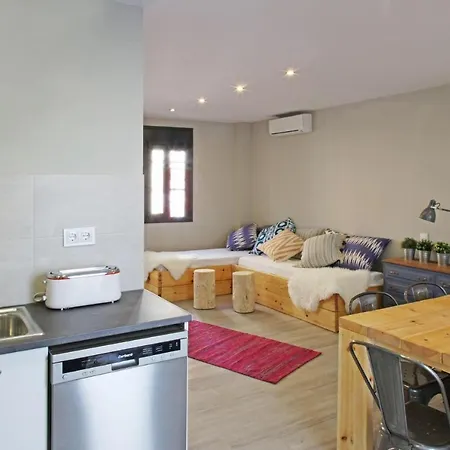 Fridays Flats Casa Lemonade Willa L’Hospitalet de Llobregat